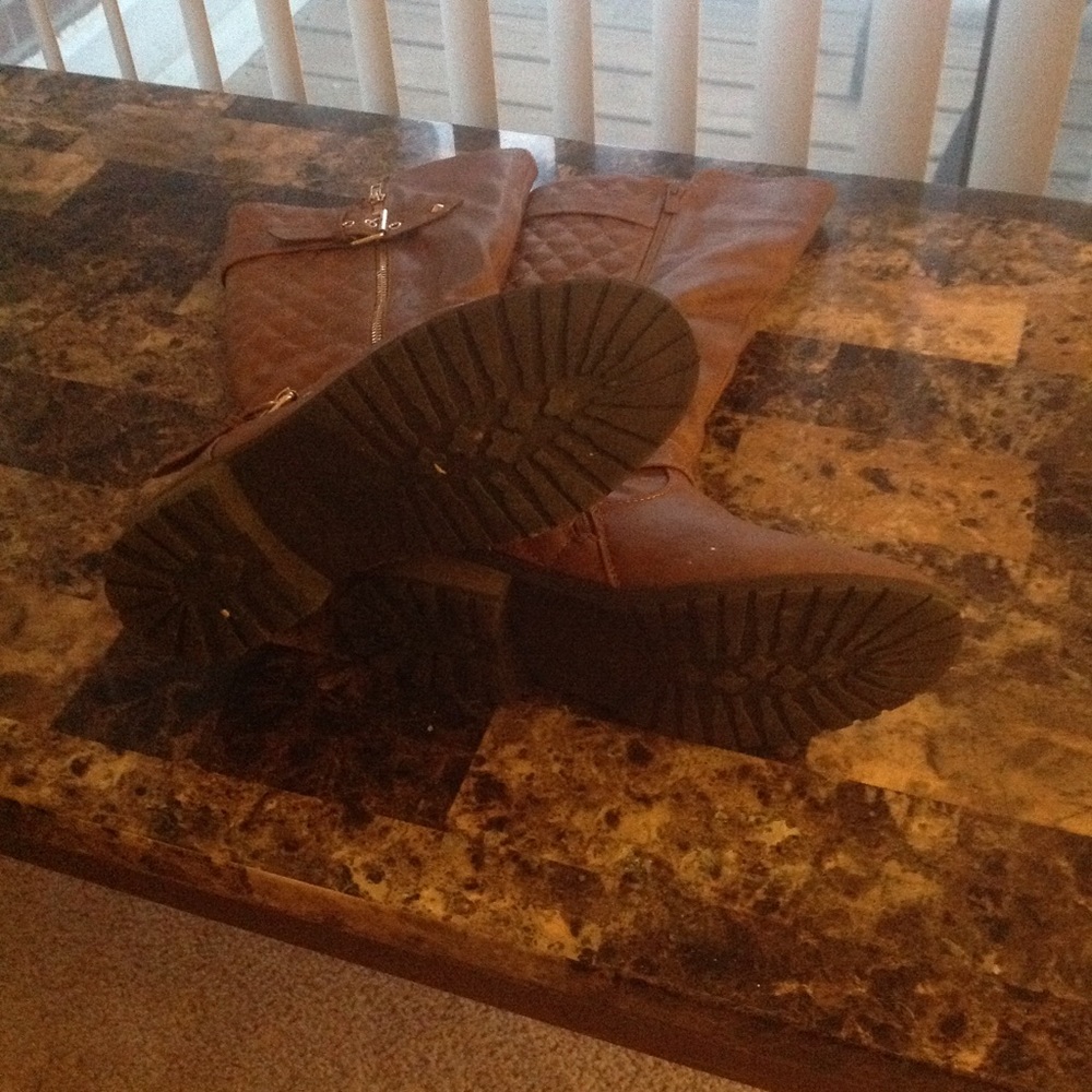 Boots - Picture 2 of 2